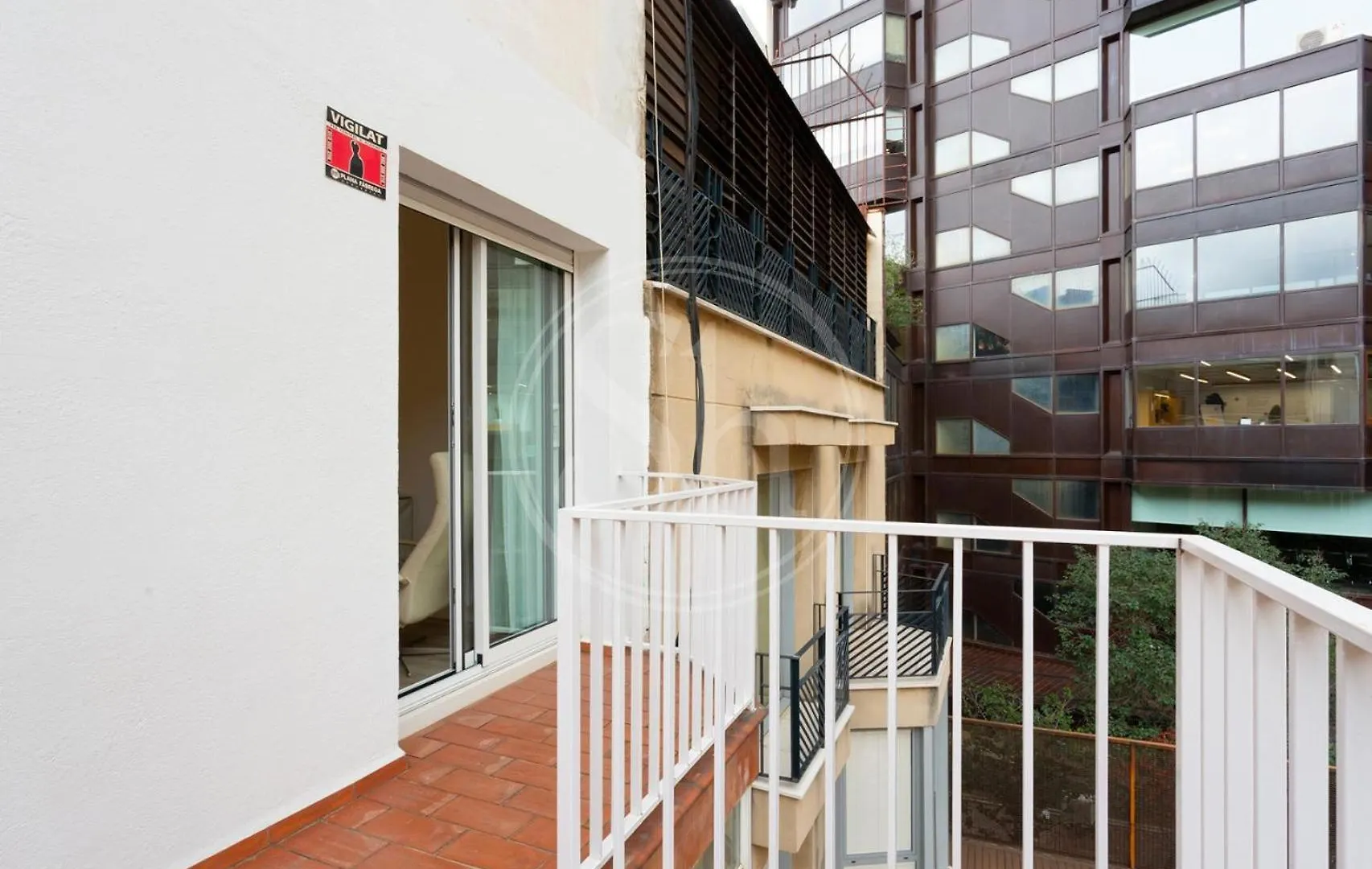 Apartamento Con Terraza Junto A Paseo De Gracia Barcelona